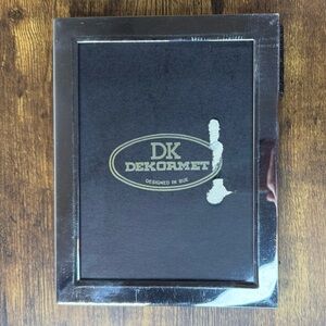DK DeKnight Silver Picture Frame 8” x 6”